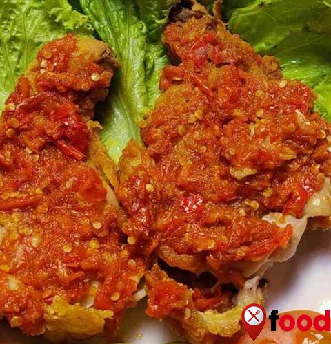 Ayam Geprek: Sajian Pedas yang Menggugah Selera