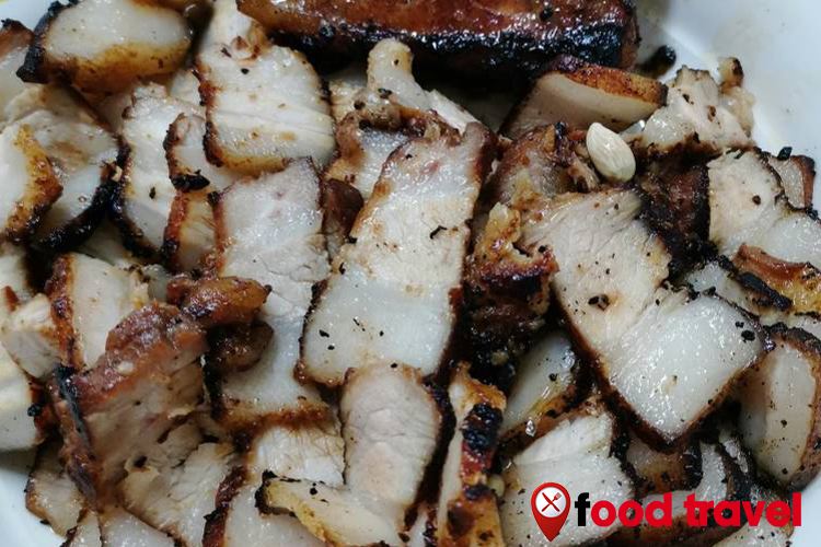 Babi Panggang Karo: Warisan Kuliner Otentik dari Tanah Karo