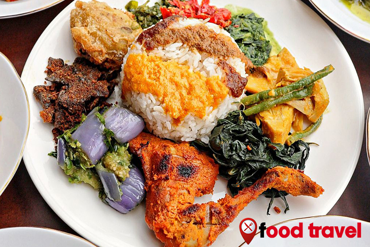 Nasi Padang: Hidangan Khas Minang yang Mendunia