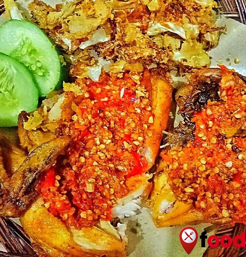 Ayam Gepuk: Nikmatnya Kelezatan Kuliner Indonesia