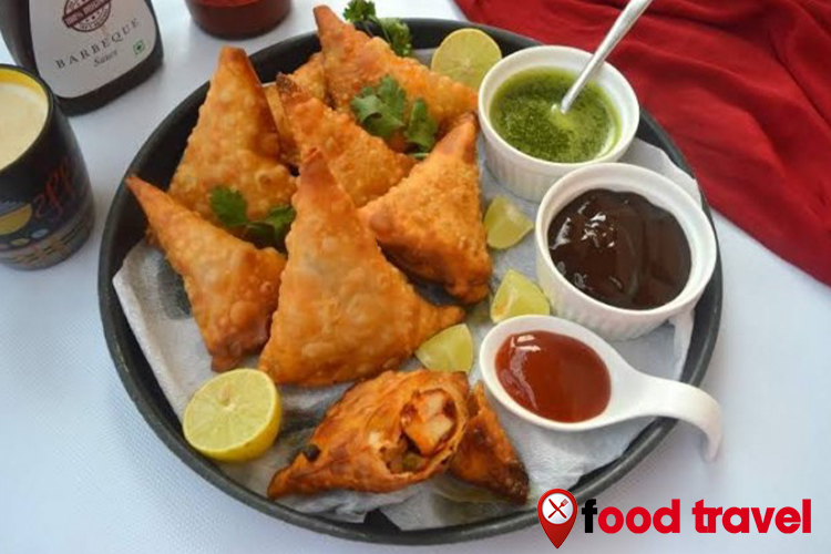 Samosa: Camilan Gurih yang Selalu Memikat