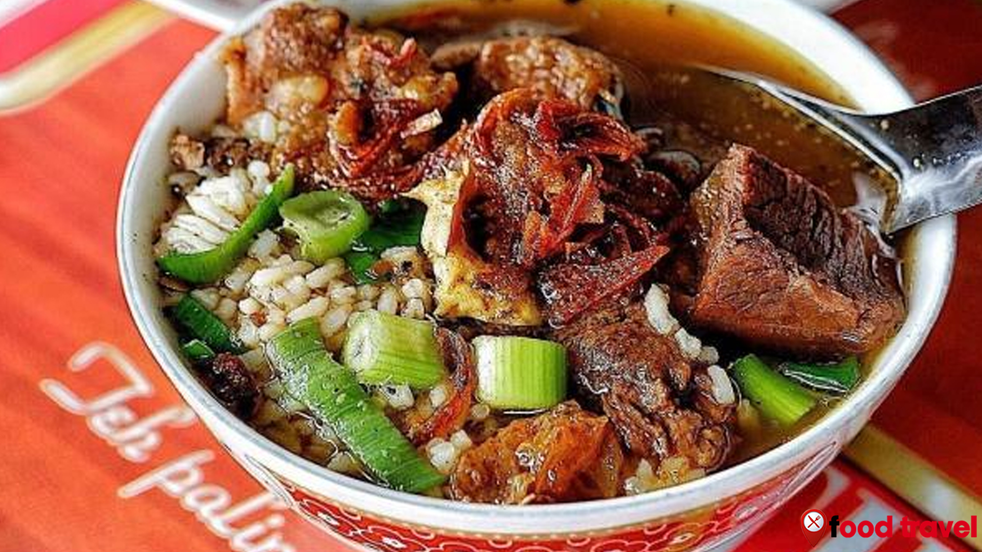 Nasi Grombyang: Keunikan Rasa yang Membuat Ketagihan