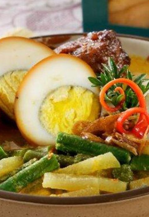 Menikmati Topak Ladeh: Kuliner Khas yang Menggugah Selera