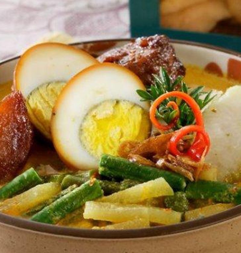 Menikmati Topak Ladeh: Kuliner Khas yang Menggugah Selera